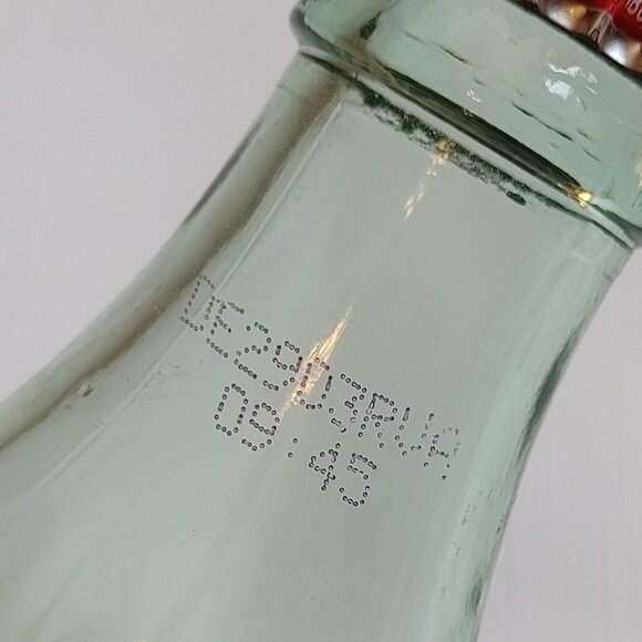 RETRO Coca Cola Bottle with bottle cap 2003 - Picture 3 of 5